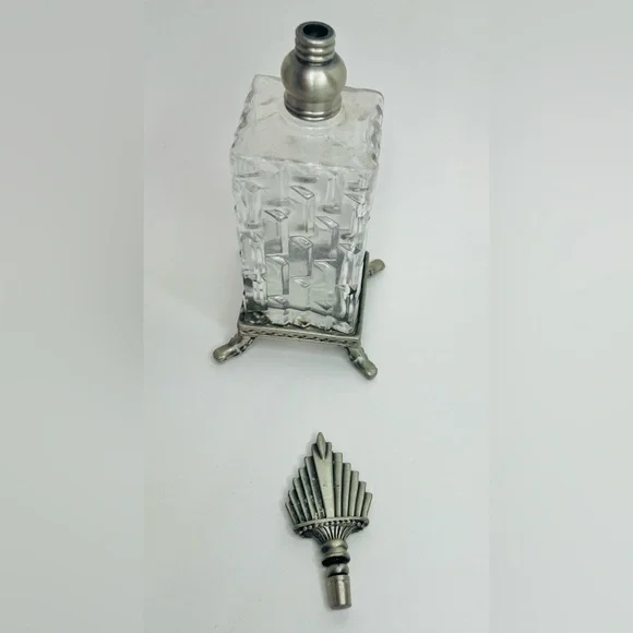 Glass and pewter (?) square footed perfume bottle - Picture 5 of 6